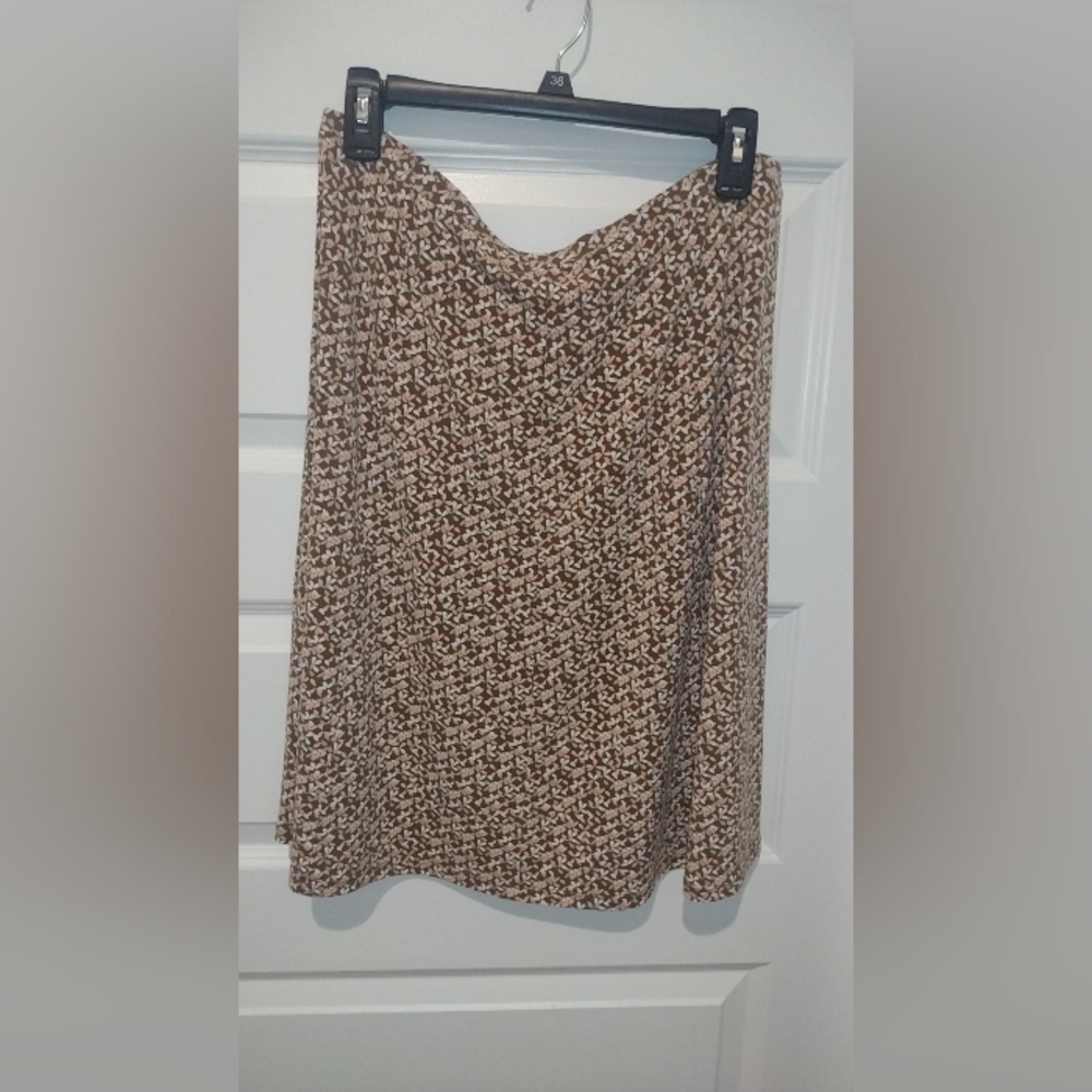 Access skirt